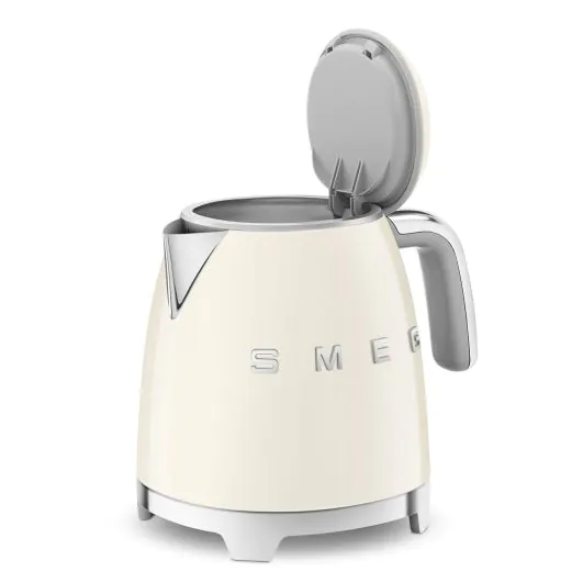 SMEG Wasserkocher 0,8 Liter in Creme