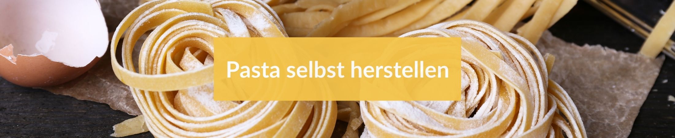 Pasta selbst herstellen "Pasta selbst herstellen" - Bild von selbstgemachter Pasta