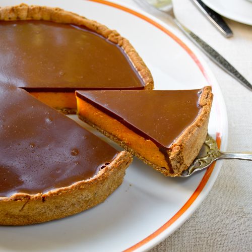 Kürbiskuchen mit Schokoladenüberzug